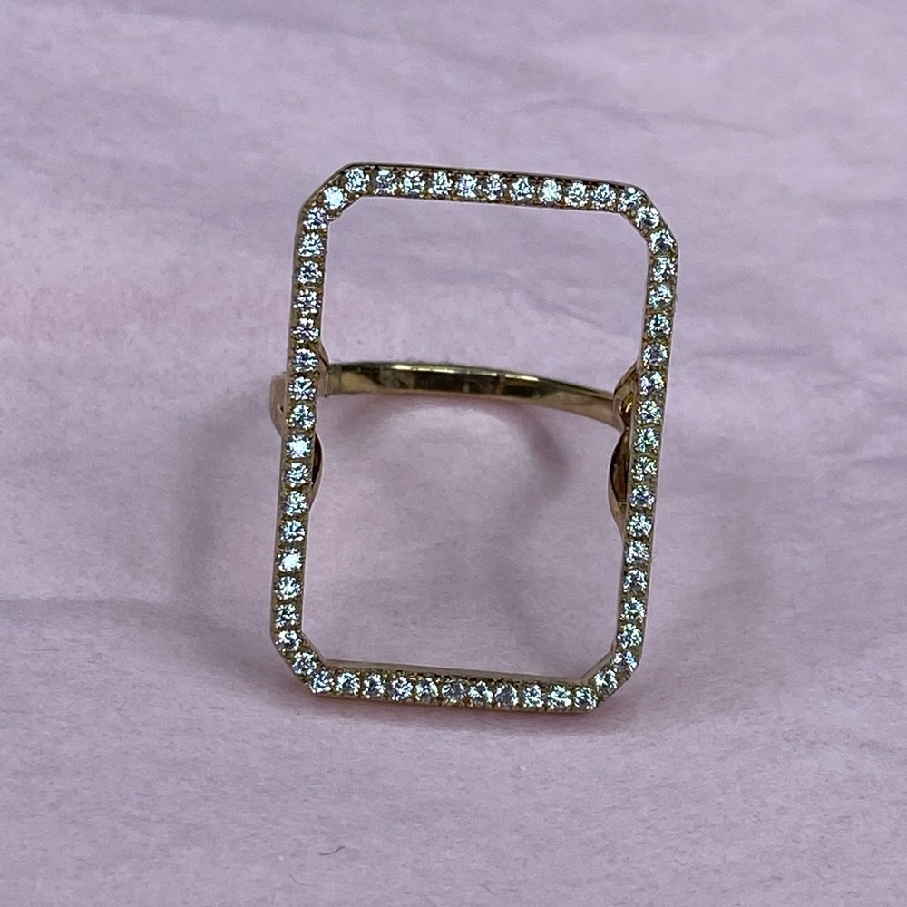 Gold studded rectangular ring - Picture 4 of 4